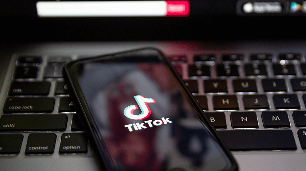 tiktok adds new feature to #booktok trend