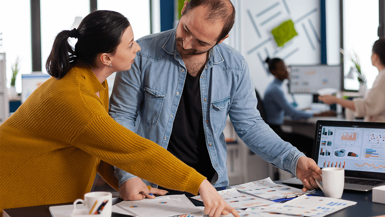 how to hire a brand manager