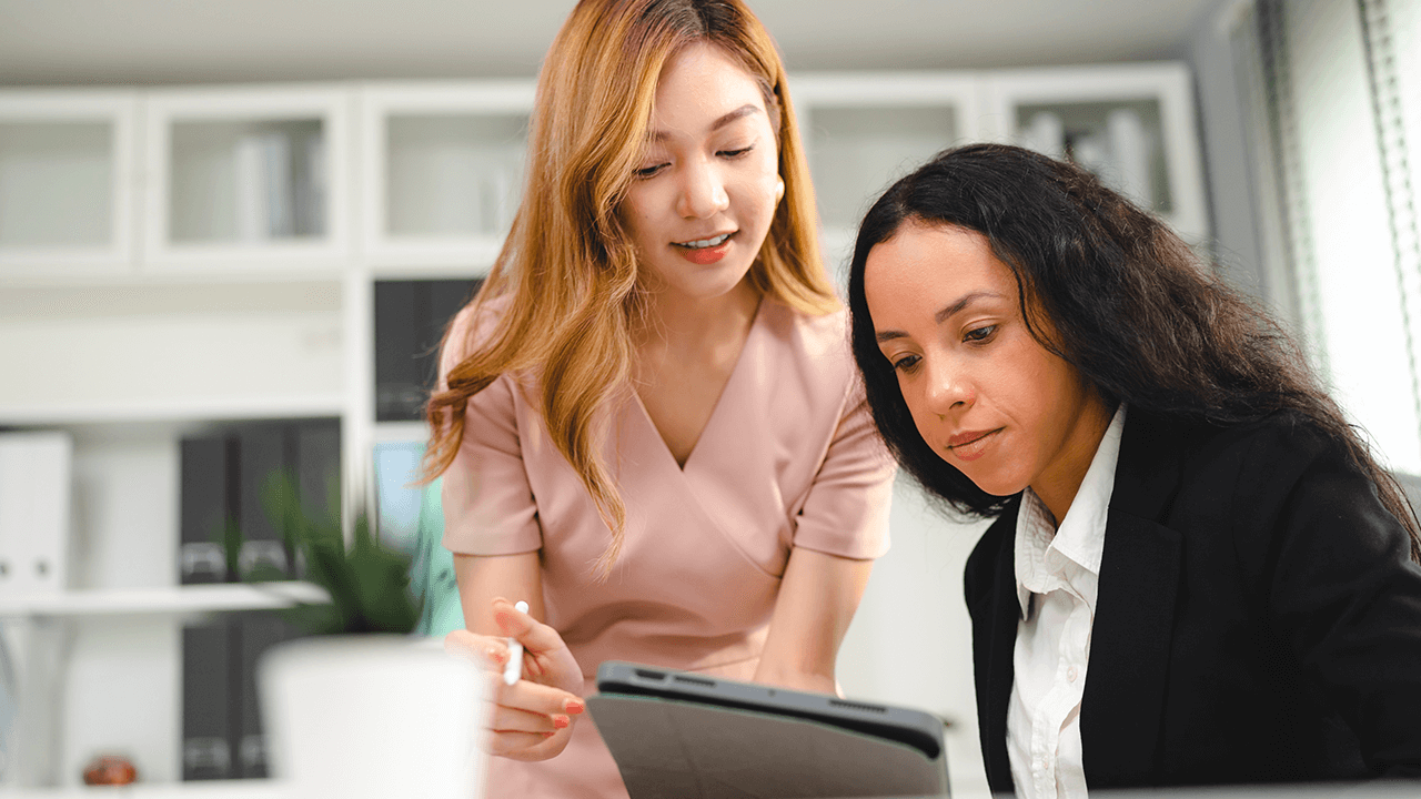 how to hire a personal assistant