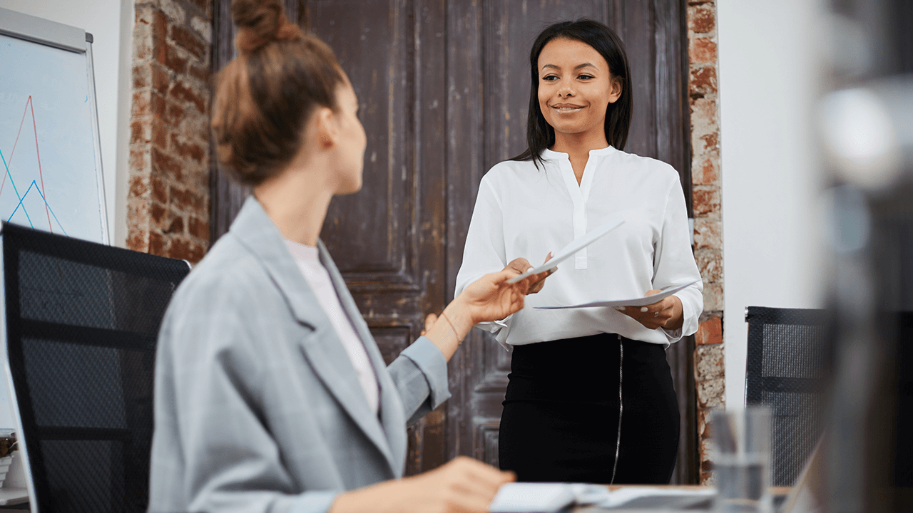 how to hire a personal assistant