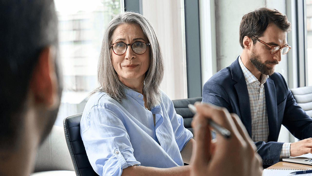 how to hire an office manager