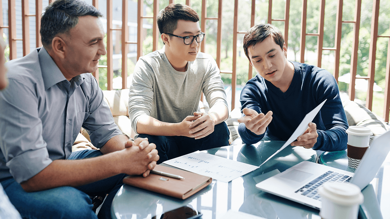 how to hire an office manager