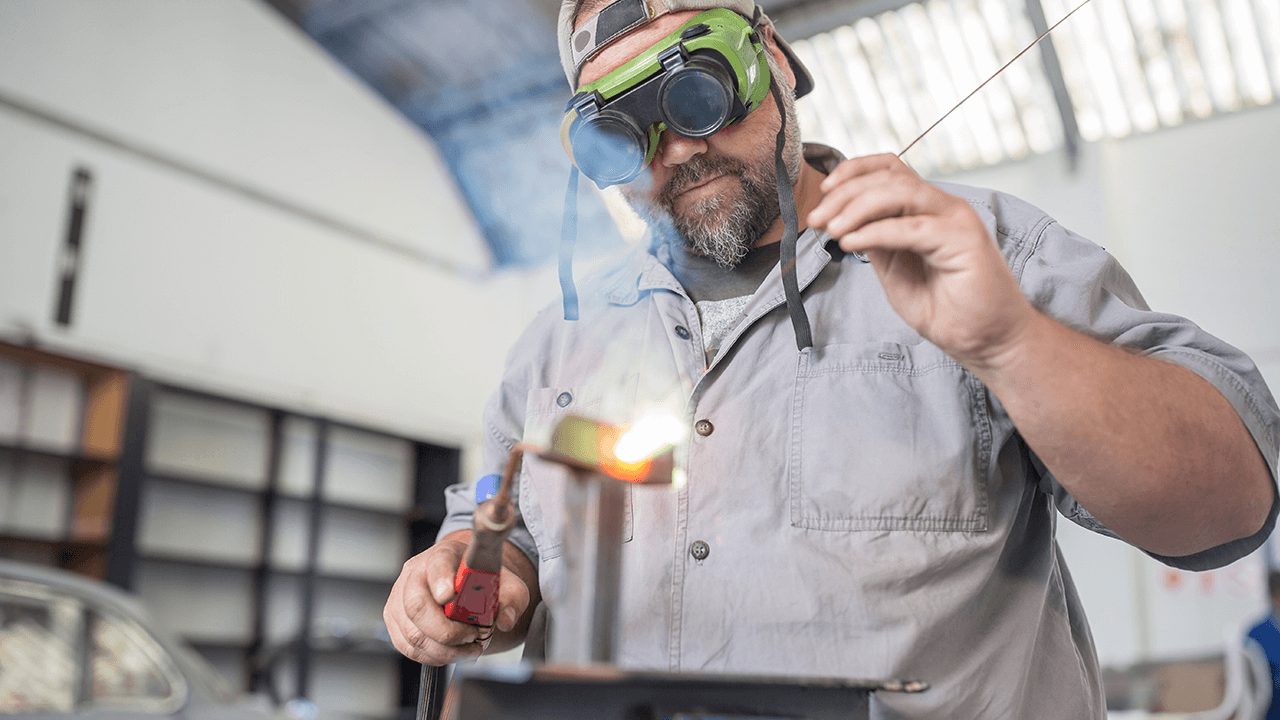 how to start a welding business