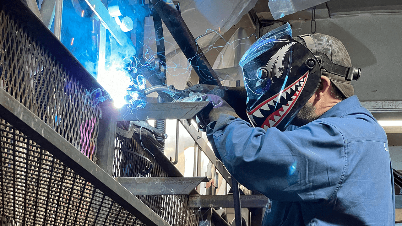 how to start a welding business
