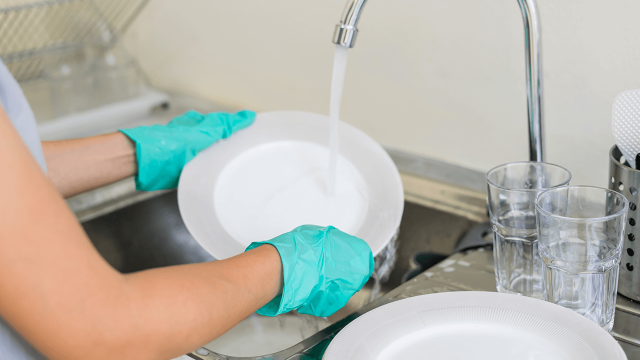 How to Hire a Dishwasher