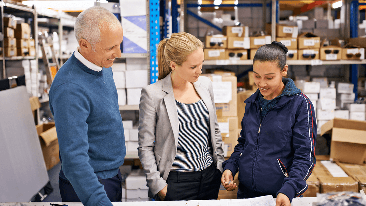 how to start a distribution business