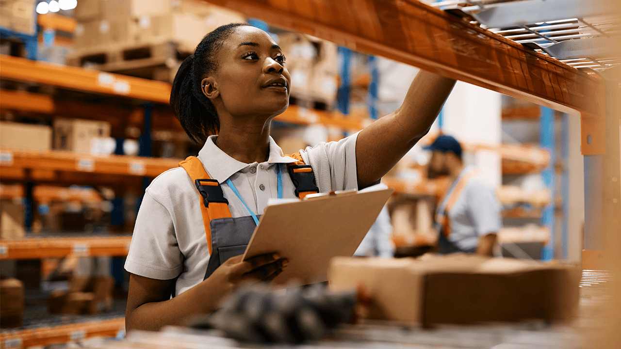 how to start a distribution business