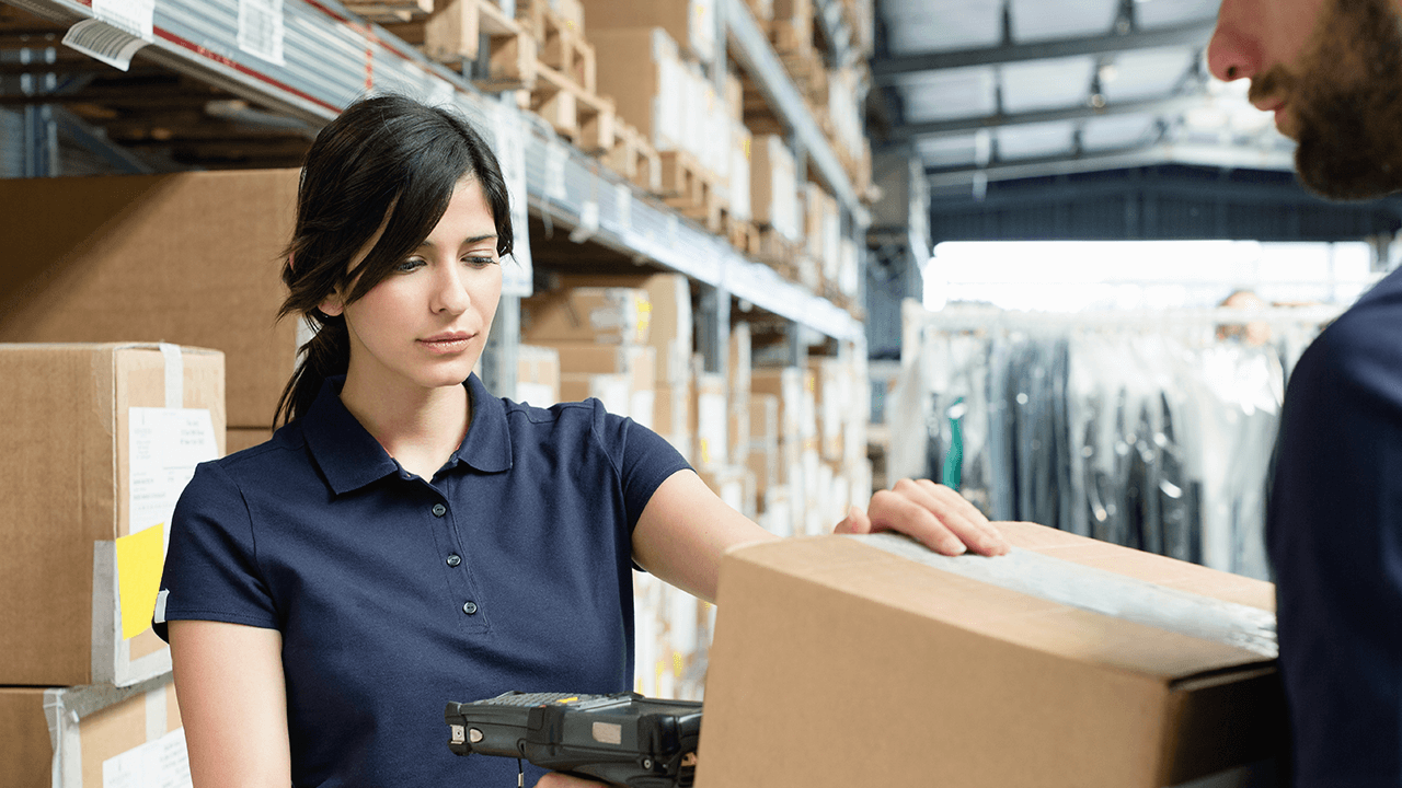 how to start a distribution business