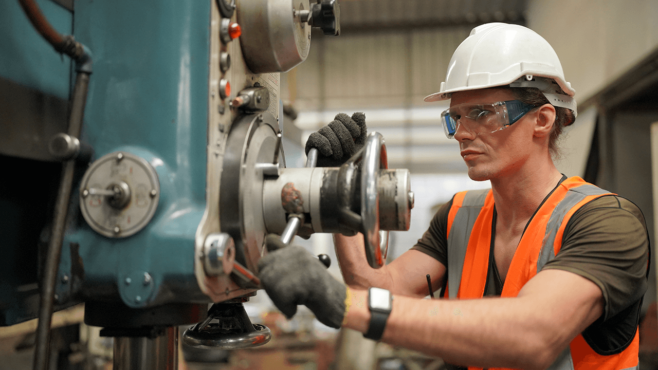 how to start a manufacturing business
