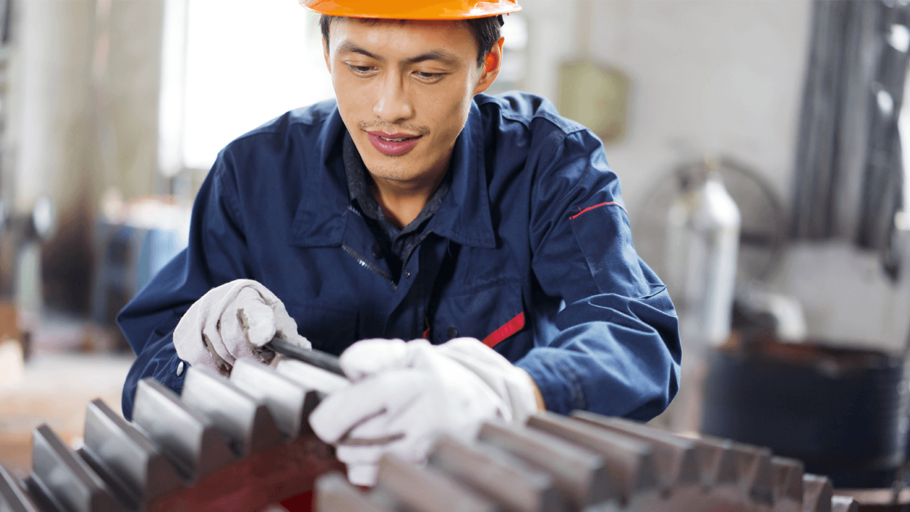 how to start a manufacturing business