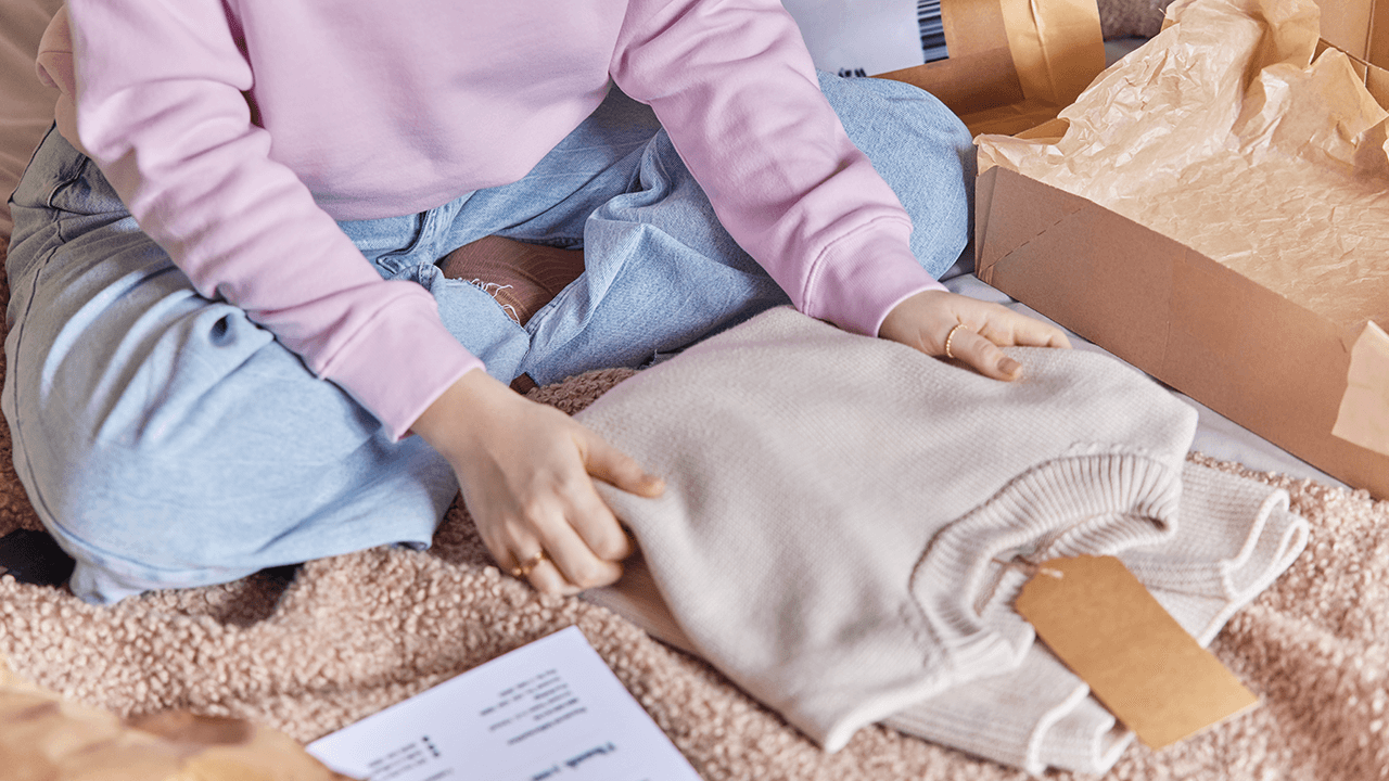 how to start a reselling business