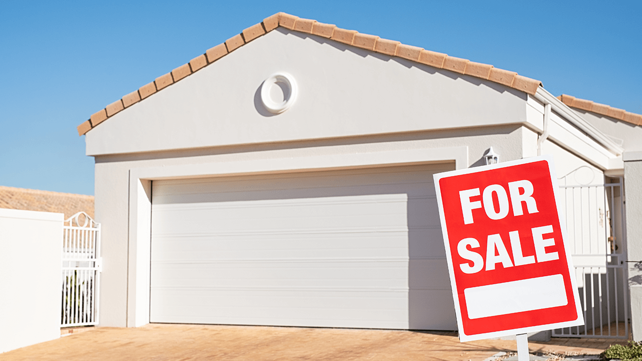 how to start flipping houses
