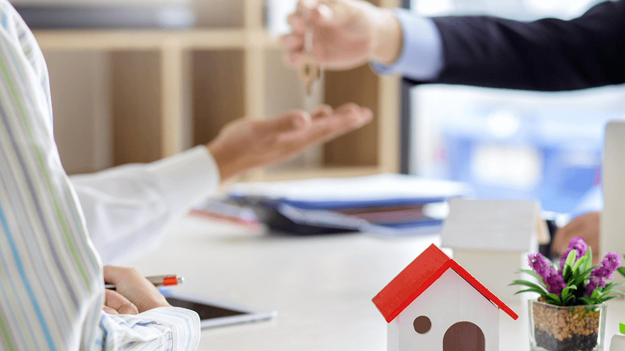 how to start flipping houses