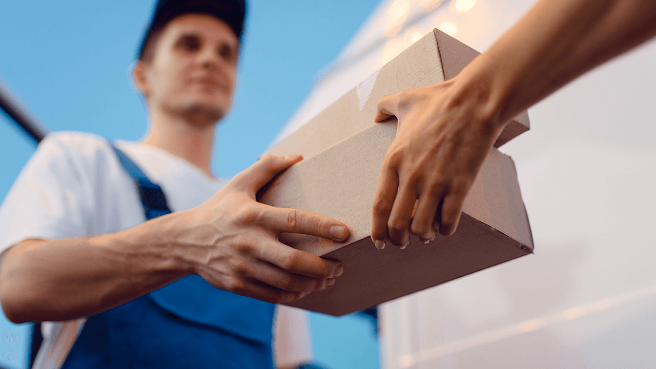 how to become a Fedex driver