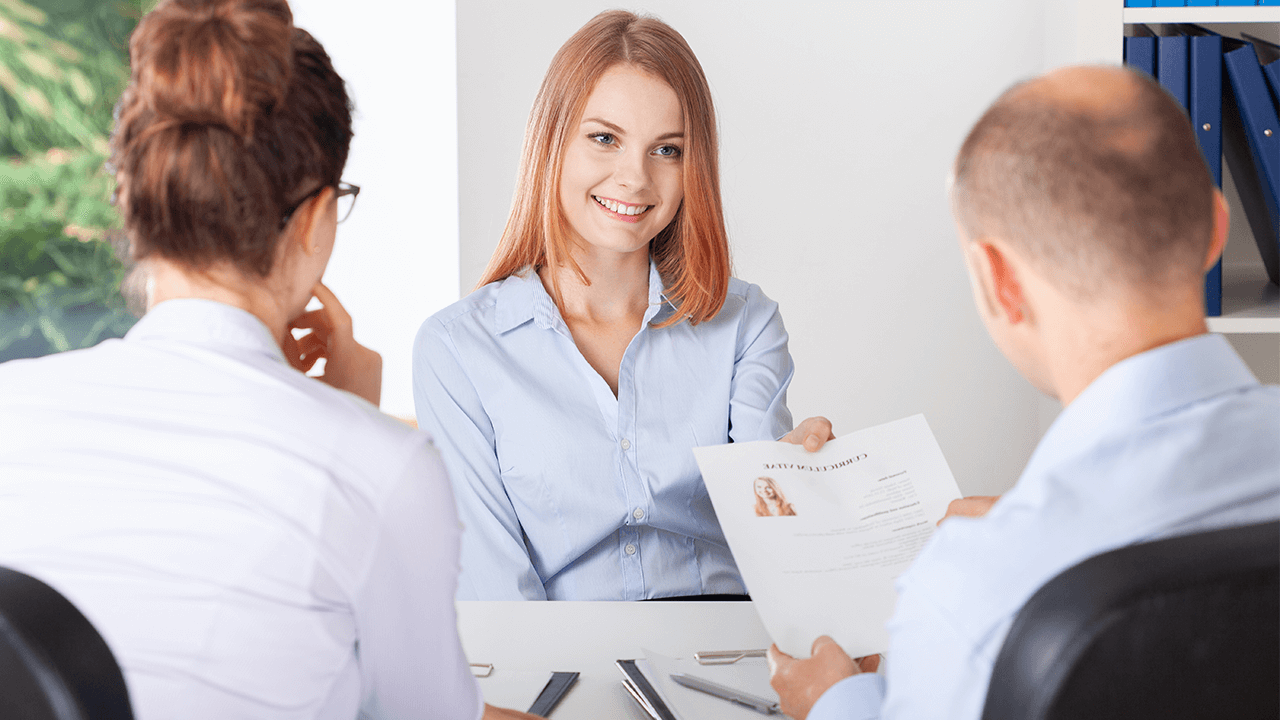 how to hire a cmo