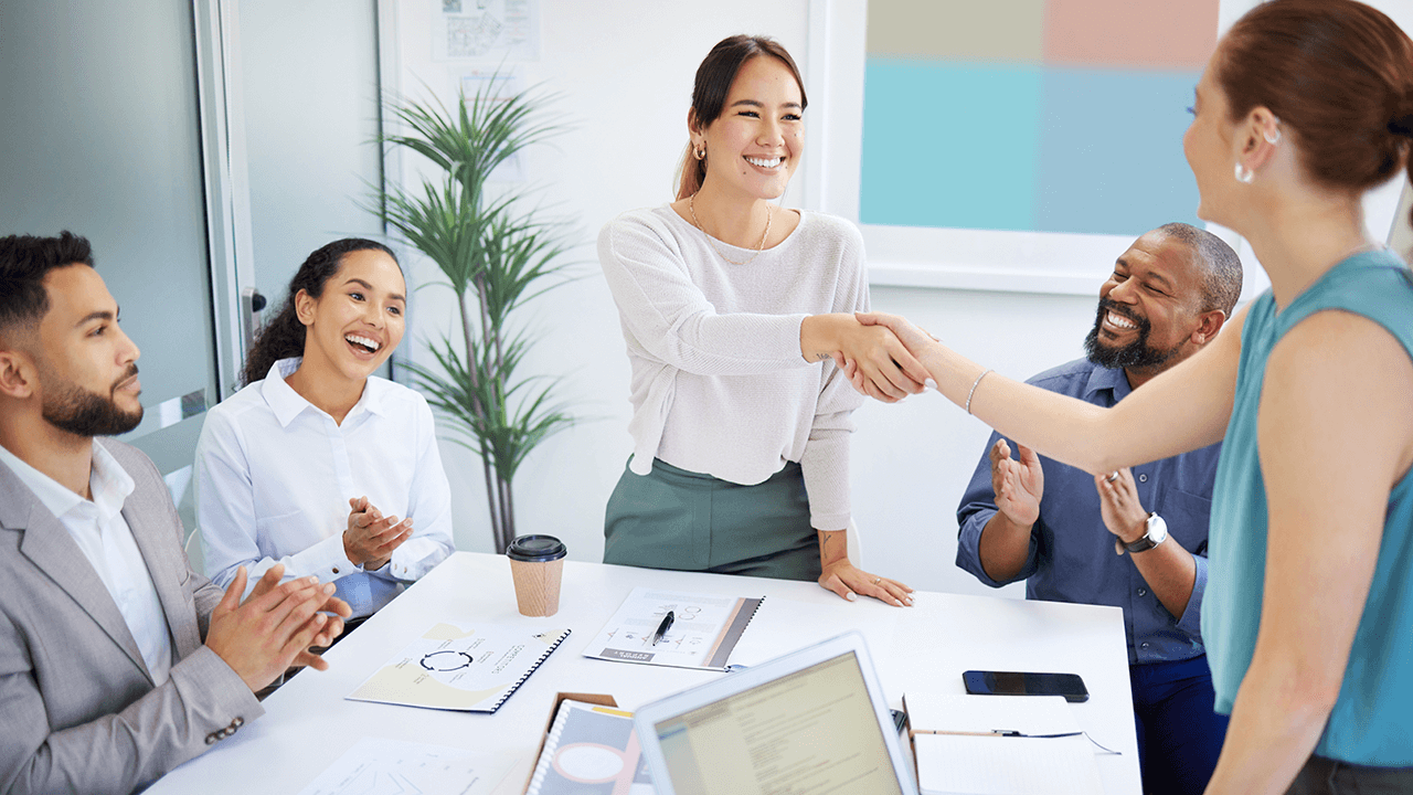 how to hire a cmo