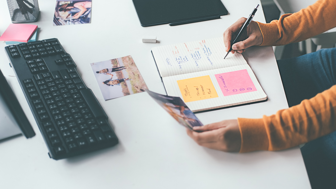 What is the Difference Between Advertising and Marketing?