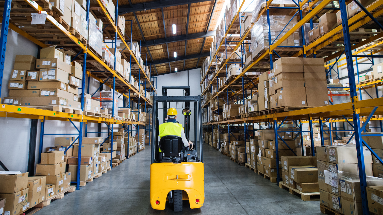 how to hire a package handler