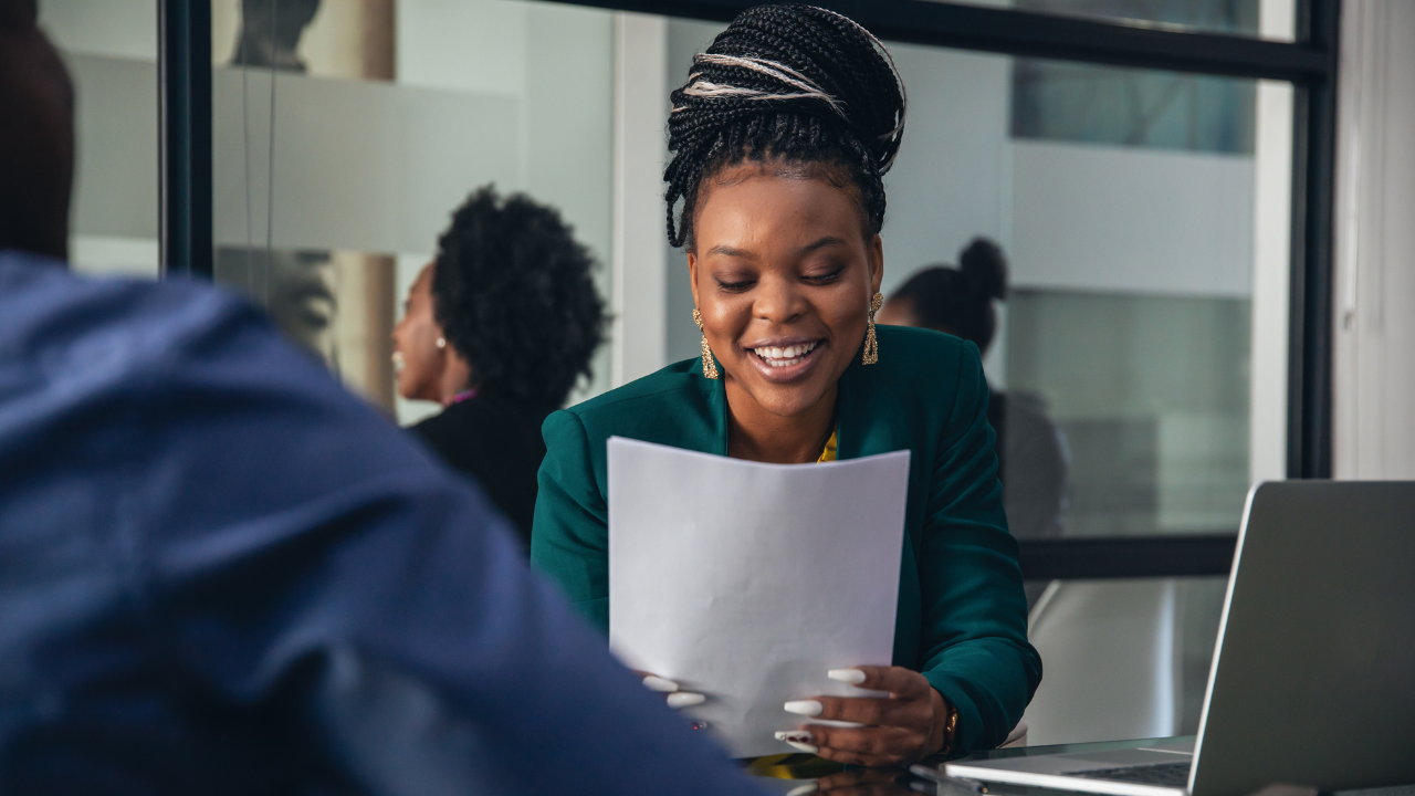 how to hire a financial analyst