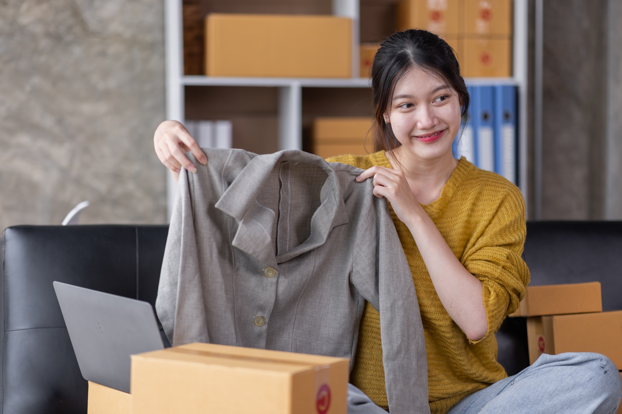 Startup SME small business entrepreneur of freelance Asian woman using social media for marketing.