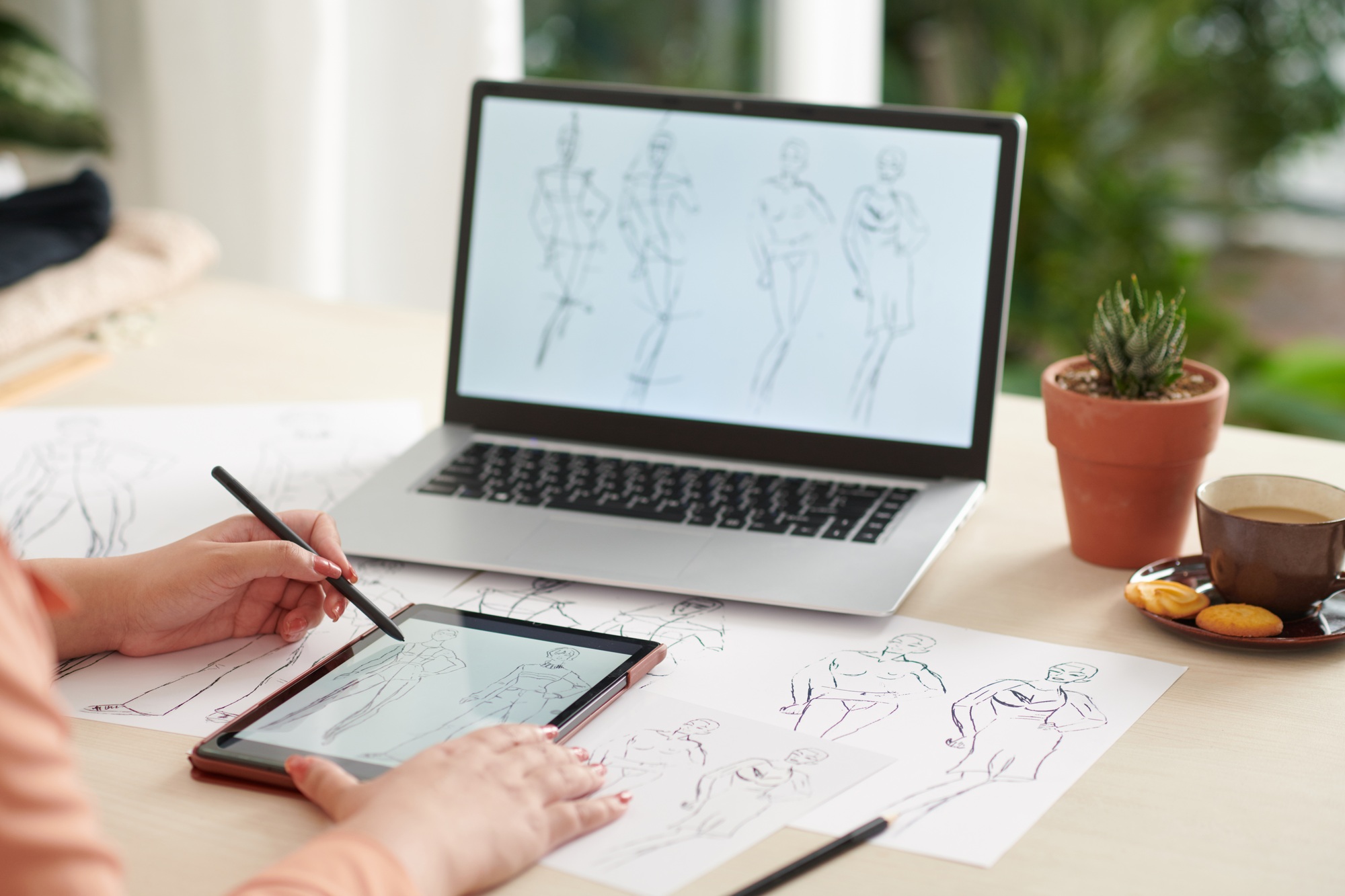 Fashion Designer Drawing Illustrations