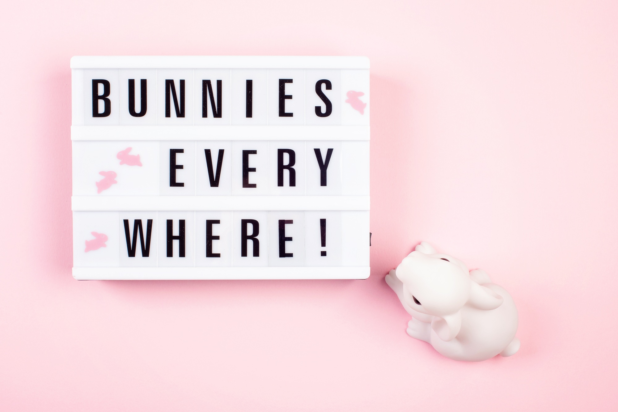 Lightbox with the text for easter celebration