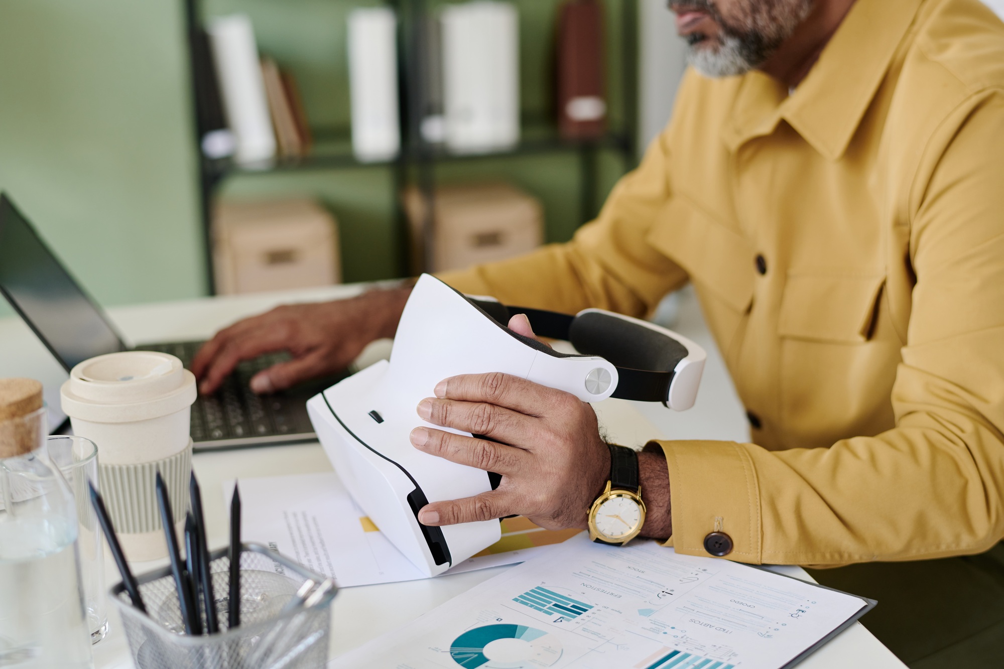Analyzing Financial Reports with Modern Technology