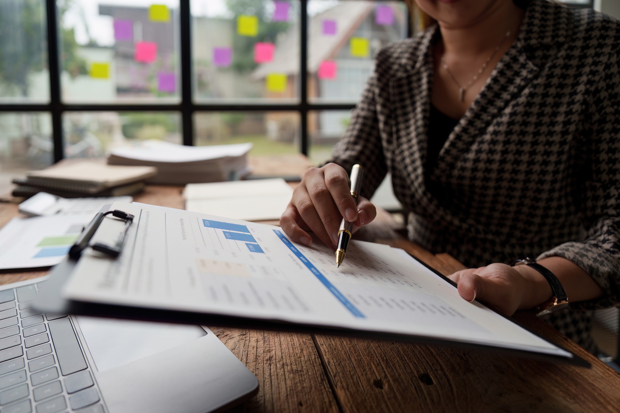 Professional analysis of business people and marketing strategy planning in the accounting workplace