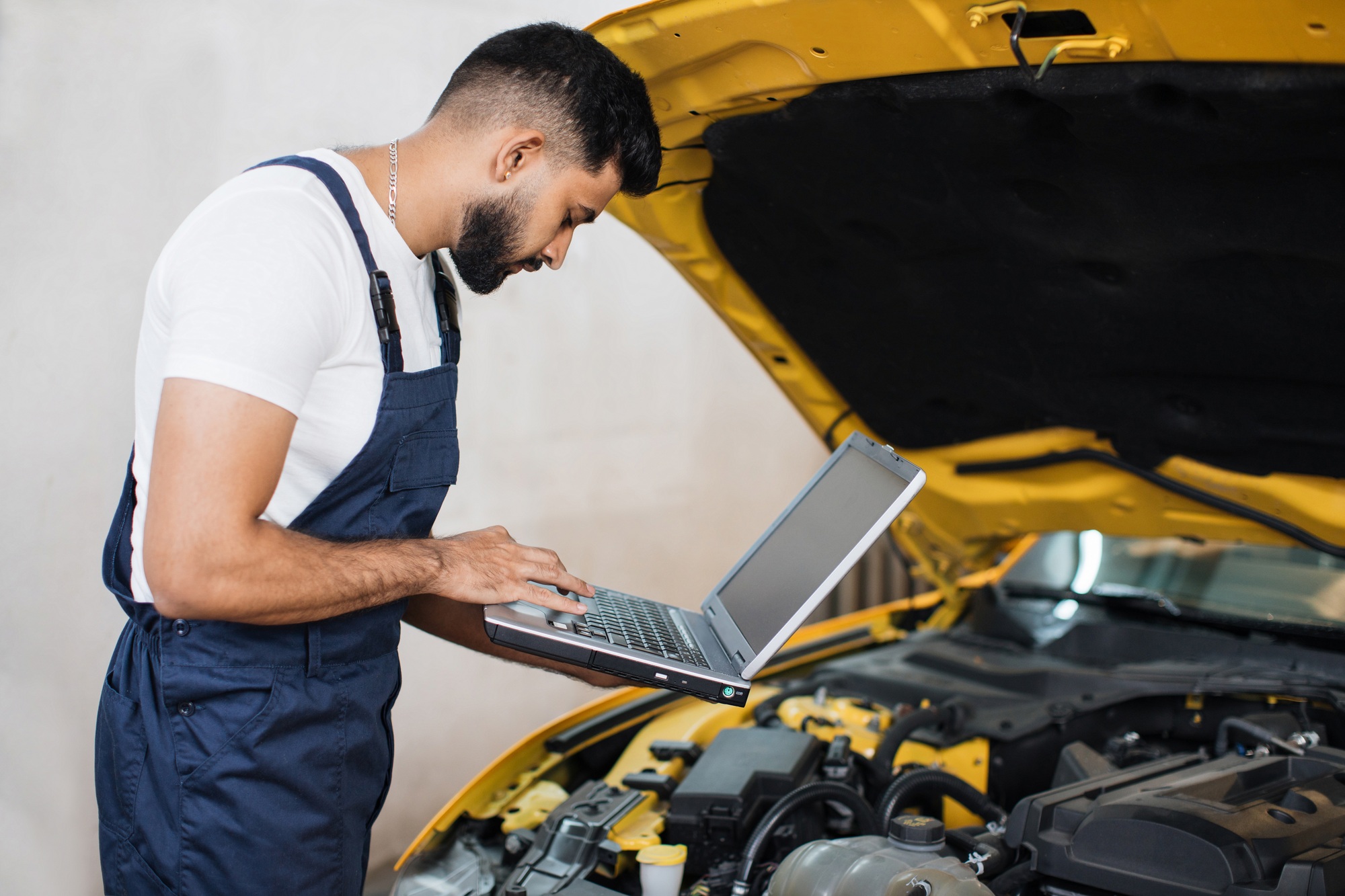 Service maintenance during engine repair.