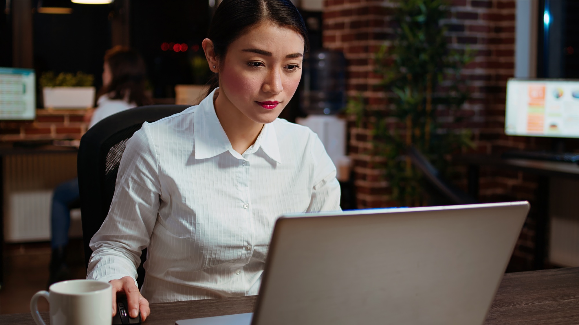 Businesswoman doing b2b networking over internet with prospecting clients