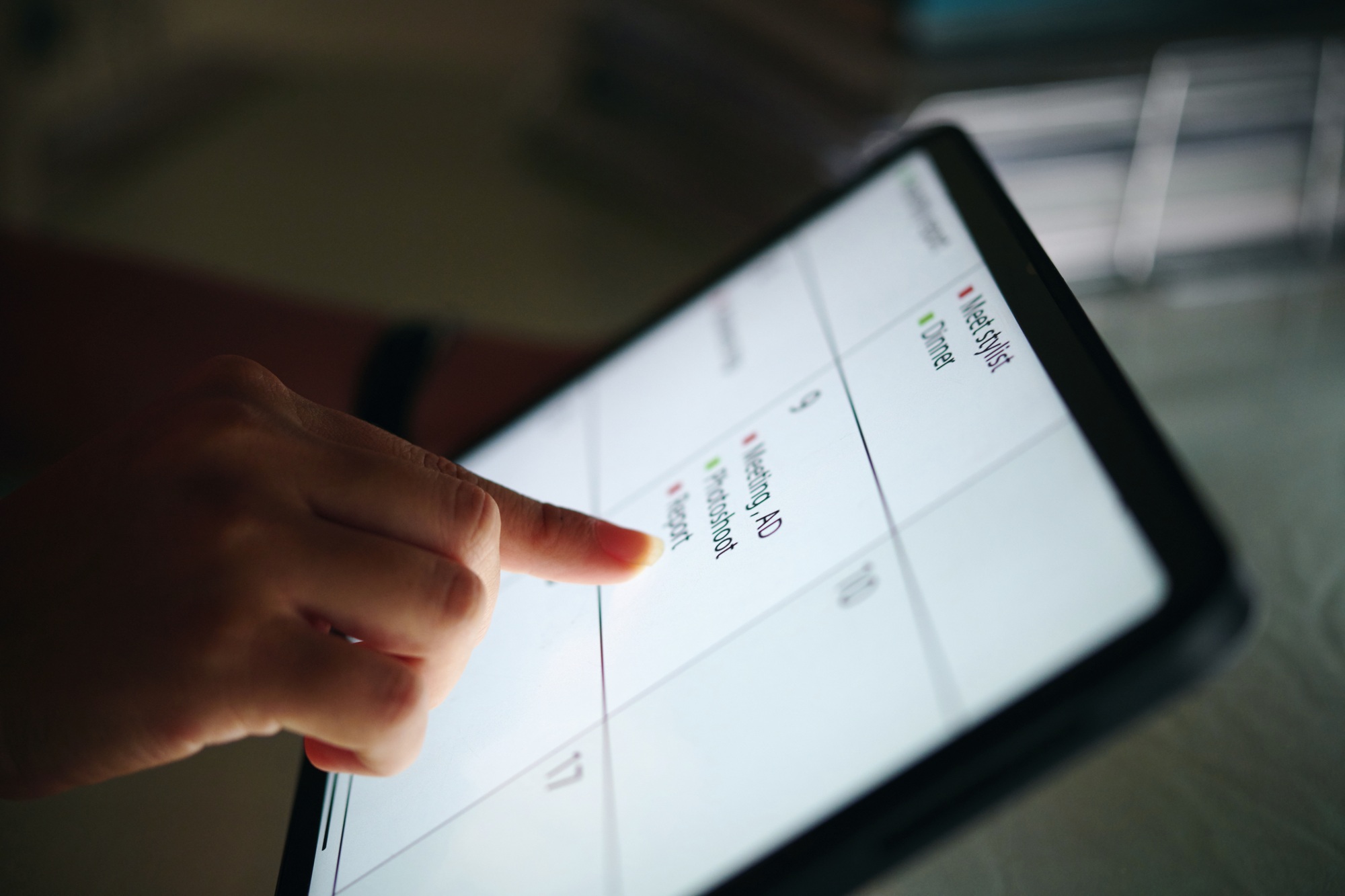 Scheduling Appointments Using Calendar on Tablet